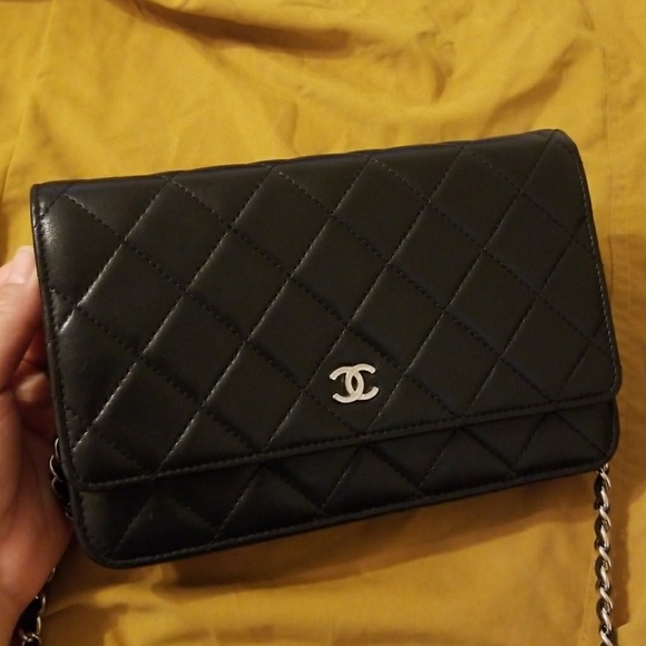🌸SOLD🌸Chanel Wallet on Chain - Picture 1 of 8